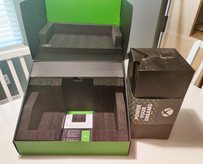 Unboxing the Xbox Series X: Everything in the box - CNET